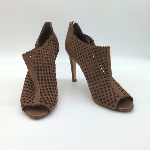 Marc Fisher Lazer Eyelet Peep Toe Heeled Booties Size 6.5 - Picture 1 of 9